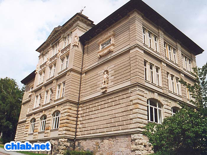 Hochschule - ehemaliges Elektrotechnisches Institut
