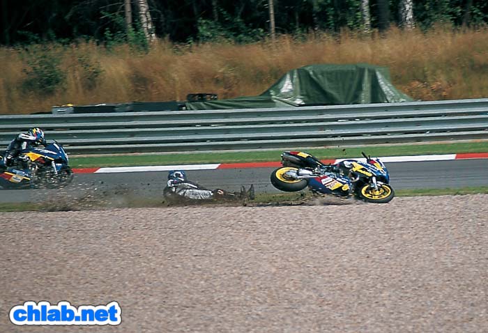 BMW-Boxer-Cup: Sturz von Dirk Buylinck in der Sachsenkurve
