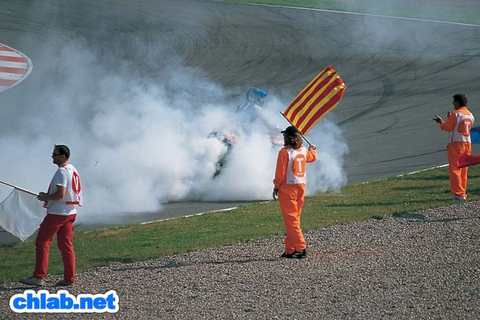 Die Sachenkurve brennt nach dem BMW-Boxer-Cup
