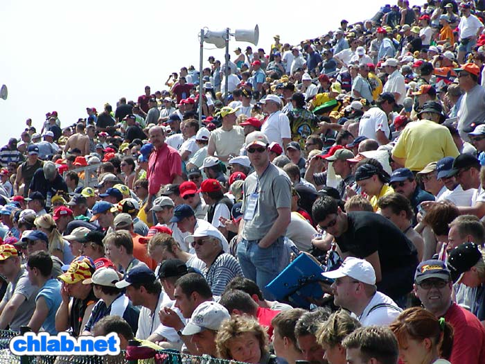 Fans auf der T13
